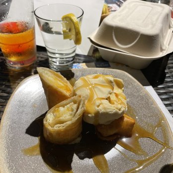Pacific Catch - Dulche de leche spring rolls - Seafood Near Me - Mountain View, California