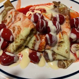 Strawberry & Cream Crapes Strawberry & Cream Crapes