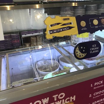 Insomnia Cookies - Desserts Near Me - Memphis, Tennessee