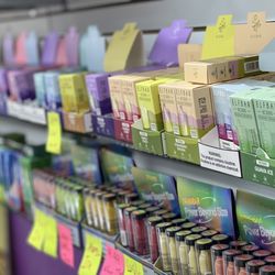 Venice Smoke Shop - Nice  selection