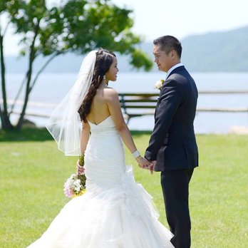 Adrienne's - Bridal Near Me - New York, New York