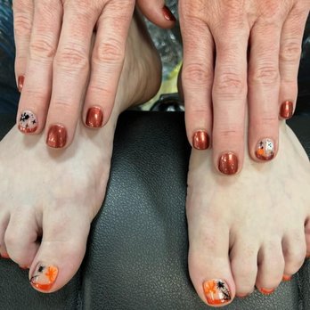 Glamour Nails & Spa - Mani/pedi - Nail Salons Near Me - Norco, California