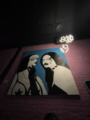 Dani’s Queer Bar by null