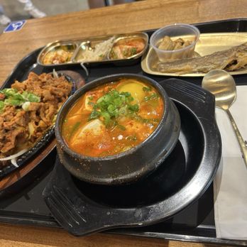 Cho Dang Tofu & Bbq - Beef tofu soup and spicy pork combo #17 - Korean Near Me - Dublin, California
