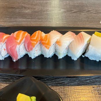 Sushiholics - The WORST Rainbow Roll I have ever had. It hardly looks like a rainbow roll! - Sushi Bars Near Me - West Covina, California Sushiholics - The WORST Rainbow Roll I have ever had. It hardly looks like a rainbow roll! - Sushi Bars Near Me - West Covina, California