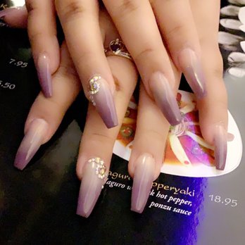 La Bella Nail Spa - Ombré nails - Nail Salons Near Me - Salinas, California
