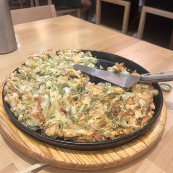 Daesung Korean Noodle - Scallion seafood pancake yummmmmm - Korean Near Me - Flushing, New York Daesung Korean Noodle - Scallion seafood pancake yummmmmm - Korean Near Me - Flushing, New York