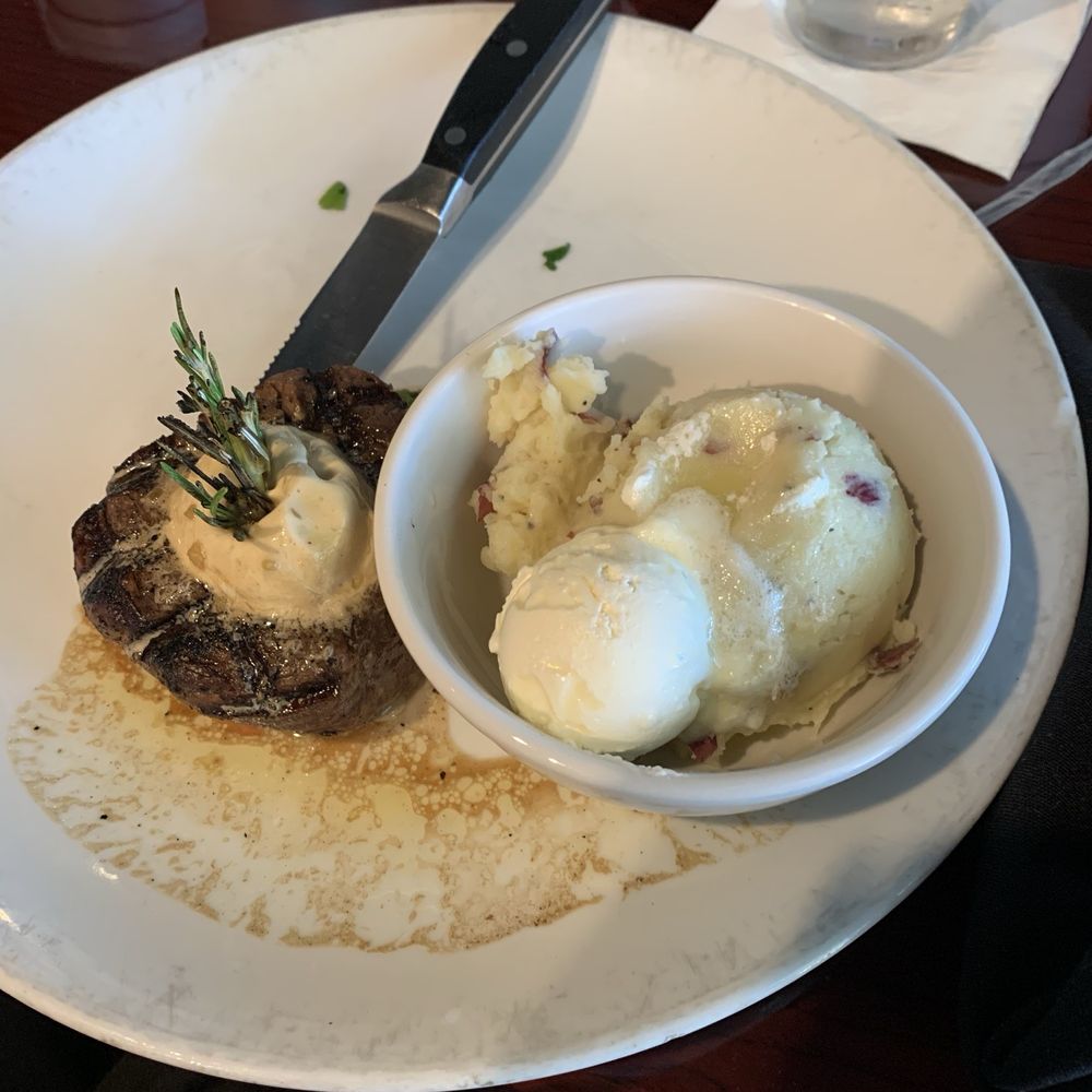 AC's Steakhouse Pub - Hernando - Filet - American Near Me - Hernando, Mississippi