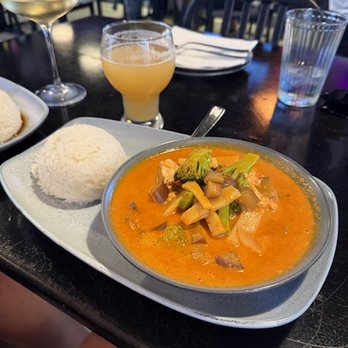 Thai Time - Delicious Red Curry with Chicken. (comes with bell pepper, but we order without) - Vegan Near Me - Sacramento, California Thai Time - Delicious Red Curry with Chicken. (comes with bell pepper, but we order without) - Vegan Near Me - Sacramento, California