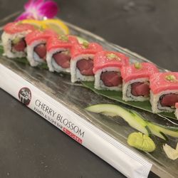 Cherry Blossom Ramen & Sushi Bar - Bluefin tuna roll
