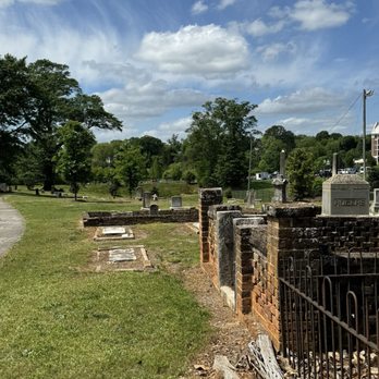 Magnolia Cemetery - Overview! - Funeral Services & Cemeteries Near Me - Spartanburg, South Carolina Magnolia Cemetery - Overview! - Funeral Services & Cemeteries Near Me - Spartanburg, South Carolina