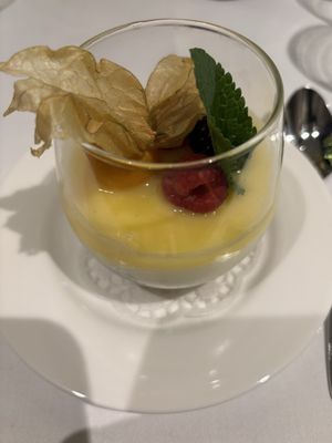 Restaurant HENRIKS by null