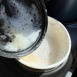 Too much foam and too airy. Poor bean taste. Too much foam and too airy. Poor bean taste.