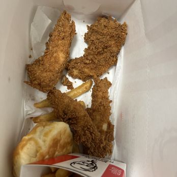 KFC - Ripoff I ordered 5 strips paid 15$ and they can't even get my order right - Chicken Wings Near Me - Indio, California KFC - Ripoff I ordered 5 strips paid 15$ and they can't even get my order right - Chicken Wings Near Me - Indio, California