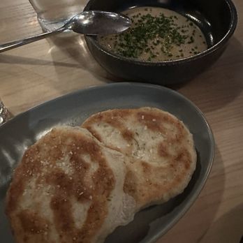 Maxwells Trading - French Onion and griddle bread - New American Near Me - Chicago, Illinois Maxwells Trading - French Onion and griddle bread - New American Near Me - Chicago, Illinois