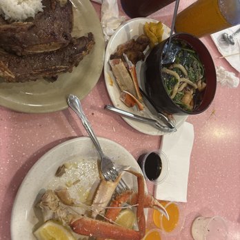 Seaside Buffet - The food is pretty good!! The short ribs are fireee!! - Buffets Near Me - San Diego, California