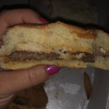 SENATE - Kiddos cheeseburger - Gastropubs Near Me - Blue Ash, Ohio