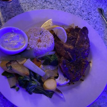 Mendocino Cafe - Blackened local rockfish - Cafes Near Me - Mendocino, California