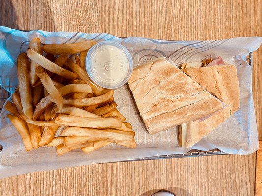 Fresh Bite Cuban American Cuisine by null