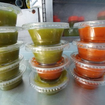 Guanatos Tacos - Help yourself sauce - Food Trucks Near Me - Fremont, California