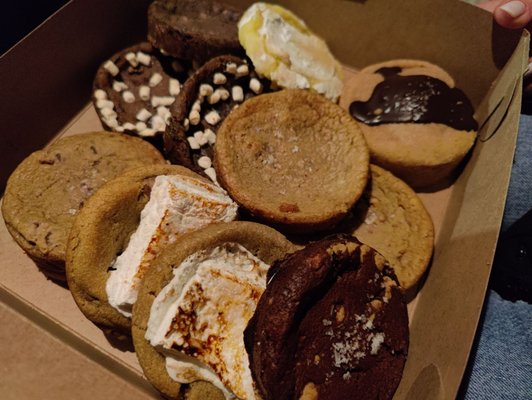 Lowrider Cookie Company by null