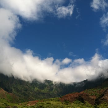 Na Pali Catamaran - Boat Charters Near Me - Hanalei, Hawaii
