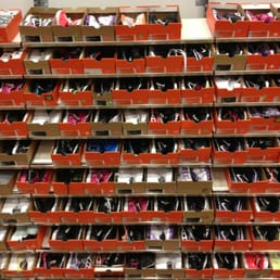 nike outlet cool springs mall