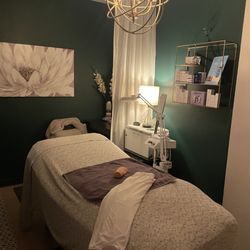 Reno Skin Lab - Relaxing space