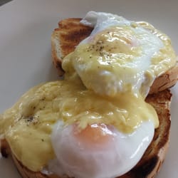 Milk & Sugar - Eggs benedict