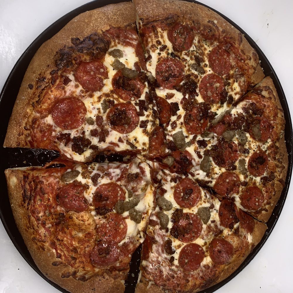 Macs Pizza & Wings - Meat Lovers PIZZA - Chicken Wings Near Me - Palmetto, Georgia