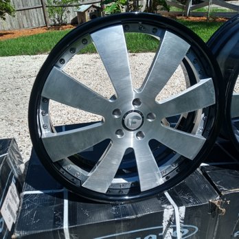 Bent Rim Repair - Two piece 22" Forgiato Rim - Tires Near Me - Orlando, Florida