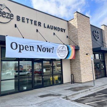 Breeze Better Laundry - Karcher Mall Laundromat Open 7 Days a Week! - Laundromat Near Me - Nampa, Idaho