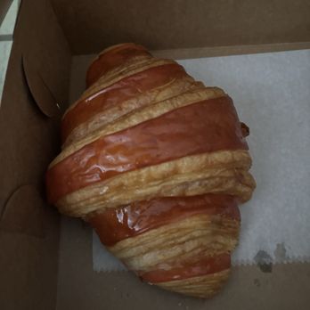 Toki Bliss Pâtisserie - Mulberry Croissant - Patisserie/Cake Shop Near Me - Milpitas, California Toki Bliss Pâtisserie - Mulberry Croissant - Patisserie/Cake Shop Near Me - Milpitas, California