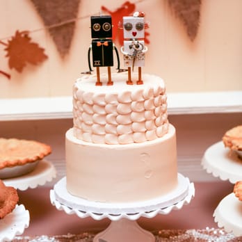 Supreme Sweets - Sweet robot wedding cake. - Cupcakes Near Me - Kingsburg , California Supreme Sweets - Sweet robot wedding cake. - Cupcakes Near Me - Kingsburg , California