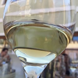 Heuriger im Salzstadl A. Schneeweiß - Known for the white wine