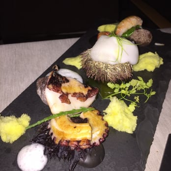 Kempinski San Clemente Palace - Warm seafood appetizer. - Hotels Near Me - Venezia, VE