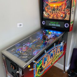 Orange County Pinballs - My beautiful pinball machine I bought from Evan!