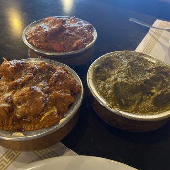 Himalayan Kitchen - Chicken Tikka Masala, Butter chicken and palak paneer - Indian Near Me - San Antonio, Texas