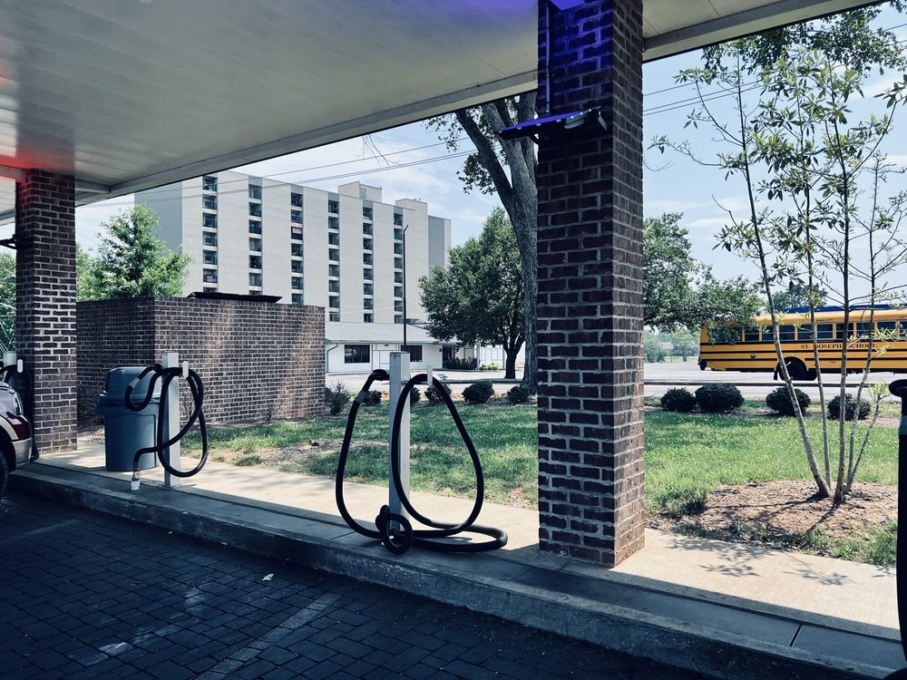 WASH N’ ROLL CAR WASH MADISON 19 Reviews 1215 Gallatin Pike S