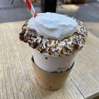 Glace - S'mores Hot Chocolate - Ice Cream & Frozen Yogurt Near Me - New York, New York Glace - S'mores Hot Chocolate - Ice Cream & Frozen Yogurt Near Me - New York, New York
