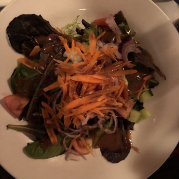 Blackwells Pub And Restaurant - Side salad (subbed in place of the mixed veggies with entree). - Pubs Near Me - New York, New York Blackwells Pub And Restaurant - Side salad (subbed in place of the mixed veggies with entree). - Pubs Near Me - New York, New York
