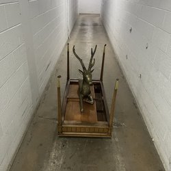 Green Hill Condominium - I even moved a bronze statue