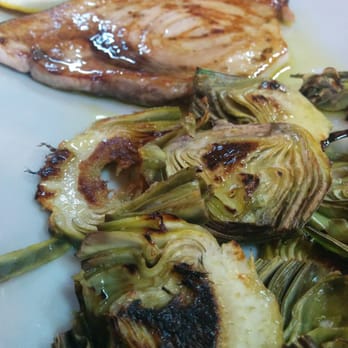 Caramel - Emperador y alcachofas plancha - Arroceria / Paella Near Me - València, V Caramel - Emperador y alcachofas plancha - Arroceria / Paella Near Me - València, V