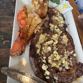 Harry's Old Place - Surf & Turf - Seafood Near Me - Winter Haven, Florida