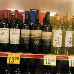 Shenandoah Village Mart - Wine sold here