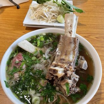 Pho Laday - Delicious fragrant broth and tender meats...what more can you ask for? - Vietnamese Near Me - Mukilteo, Washington