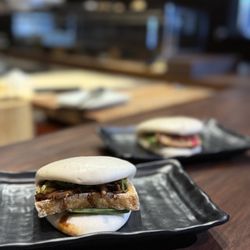 Sushi Blue Wave - Tofu & Shiitake Mushrooms Bun