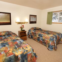 Lake Forest Resort & Club - Guest Bedroom
