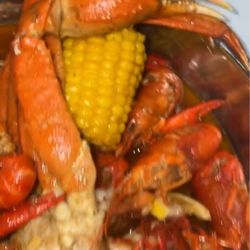 Dancing Crab - This is a screenshot from a video, dont mind the blurry-ness