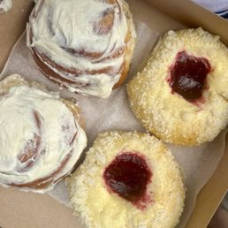 cinnamon roll & raspberry kolache cinnamon roll & raspberry kolache